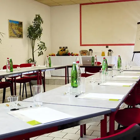 Logis Restaurant Azalees فندق