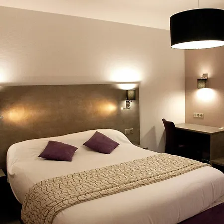 فندق Logis Restaurant Azalees 3*