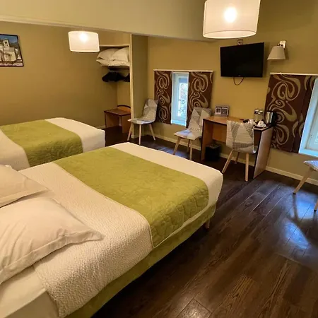 Logis Restaurant Azalees Hotel 3*