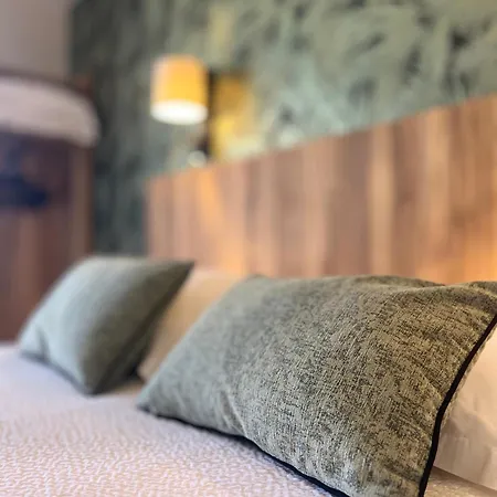 Azalées Hotel 3*