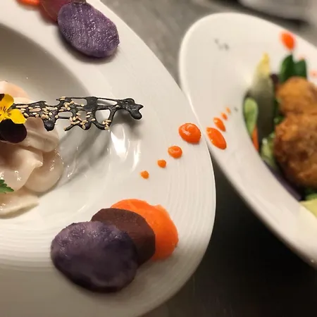 Logis Restaurant Azalees 3* Tournon-sur-Rhone